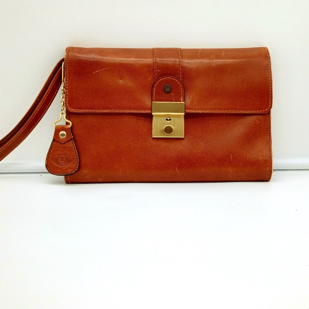 Union Andrew Vtg Trifold Wristlet Large Caramel Faux Leather Push Lock Closure